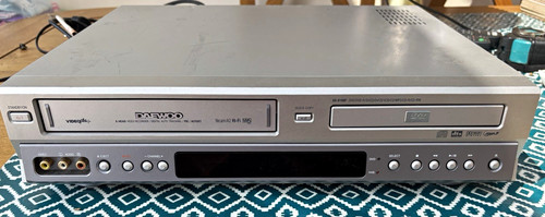 Daewoo 8100p vhs vcr dvd - vhs,