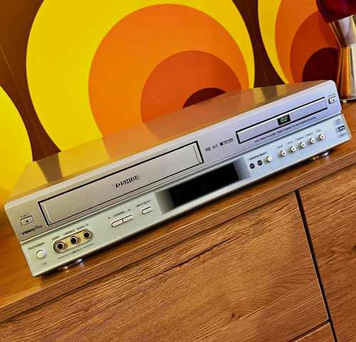 Toshiba 22vb dvd vhs video - toshiba, sd-22vb