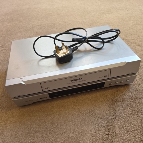 Toshiba 232uk vhs vcr - toshiba,