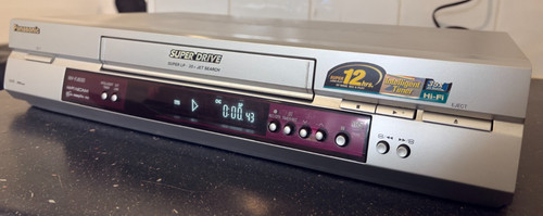 Panasonic fj630b vhs player - panasonic,