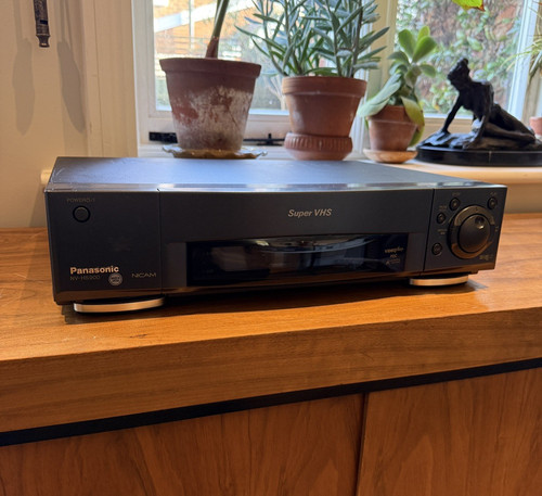 Panasonic hs900 super vhs - super,