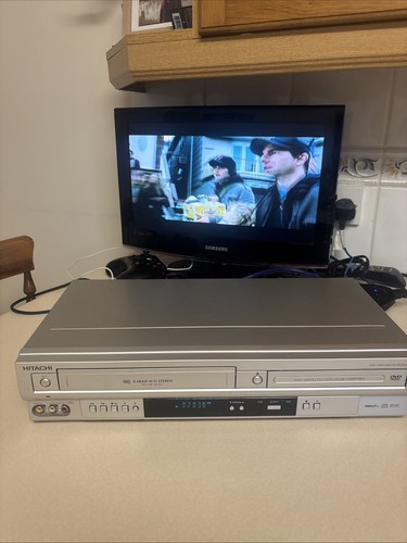 Hitachi pf4e combo vcr - uk,
