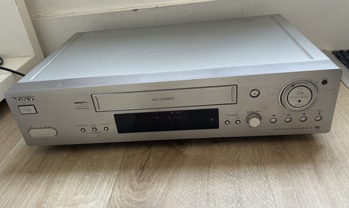 Sony vhs player - sony,