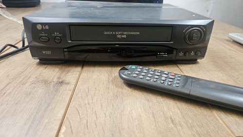 W22i w221 vcr vhs video - lg,