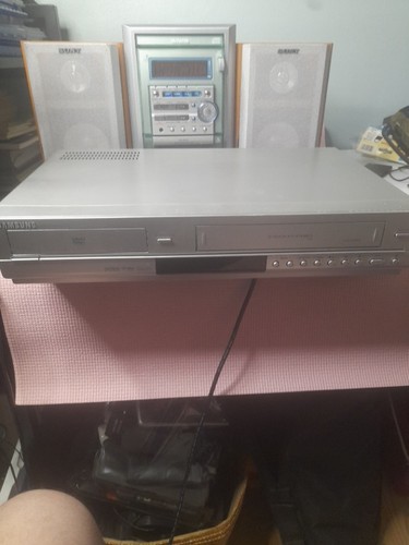 Samsung dvd v6700s - dvd-v6700s, combo